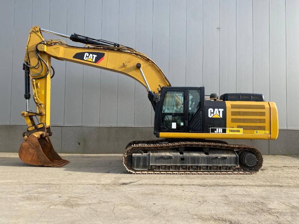 CAT 336F L XE (New Undercarriage)