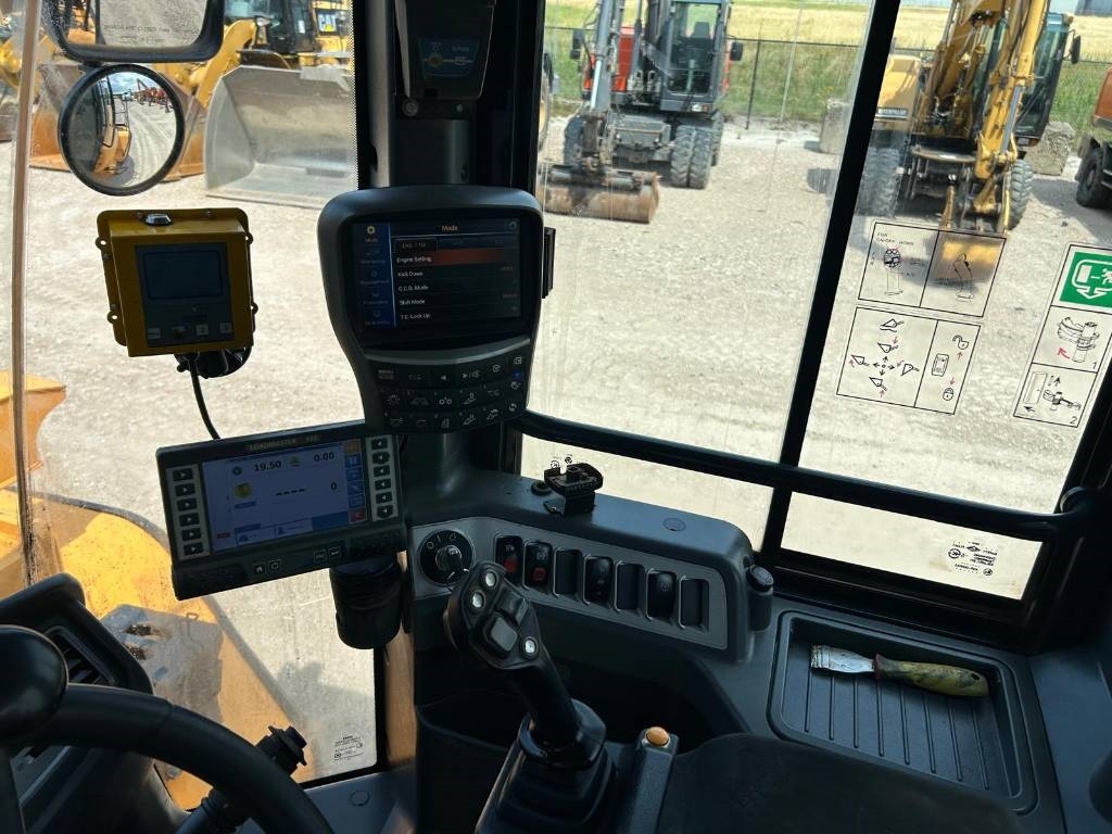 Hyundai HL 970