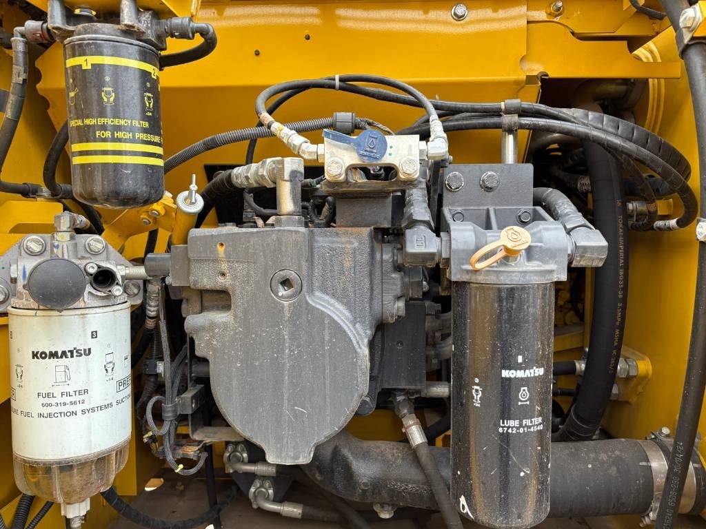 Komatsu PC 210-10M0