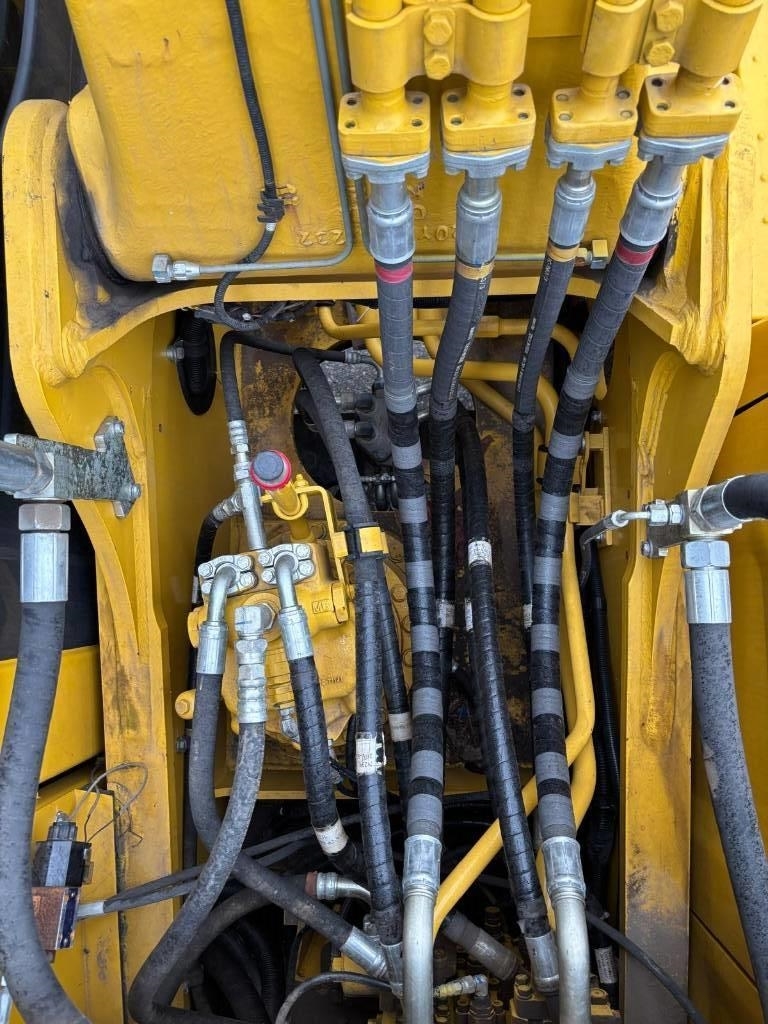 Komatsu PC 210-10M0
