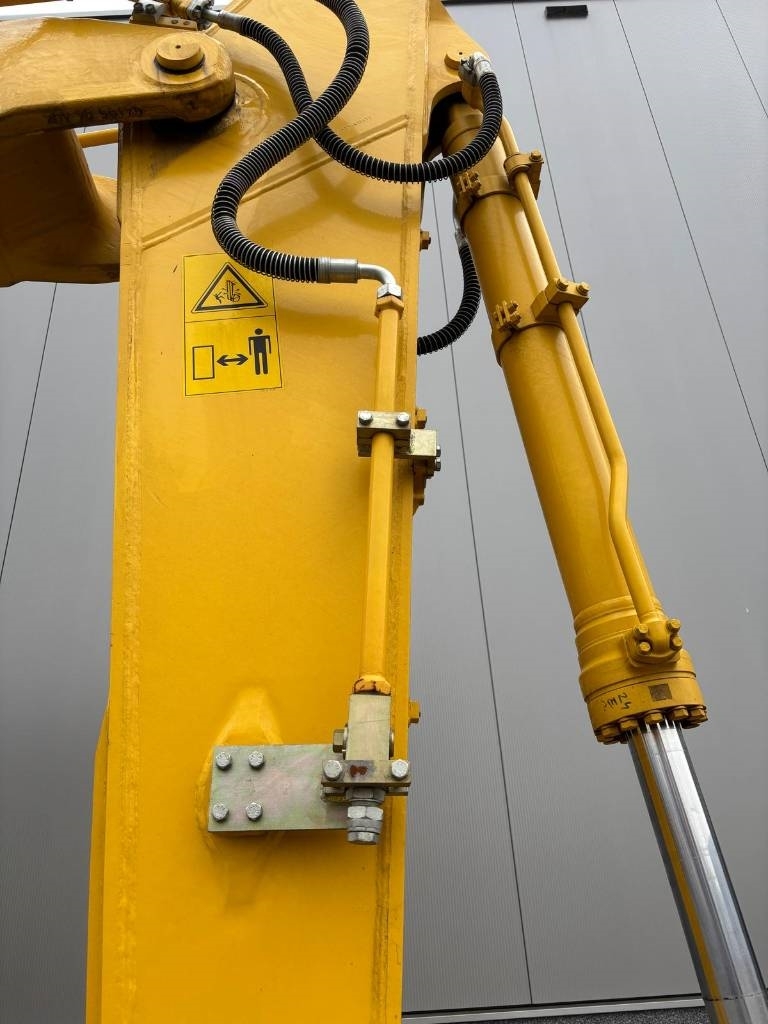 Komatsu PC 210-10M0