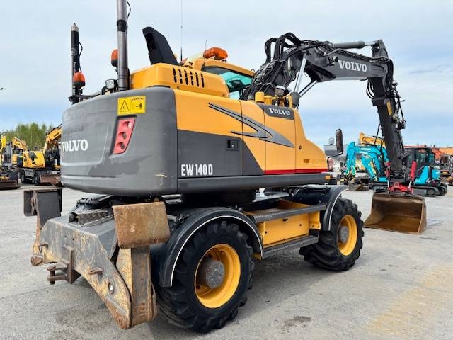 volvo-ew-140-d-huippu-varustee,34b36a42