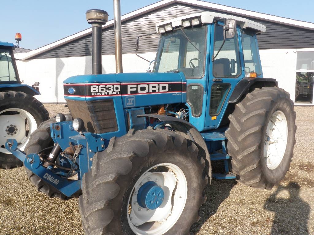 Форд 8630 трактор
