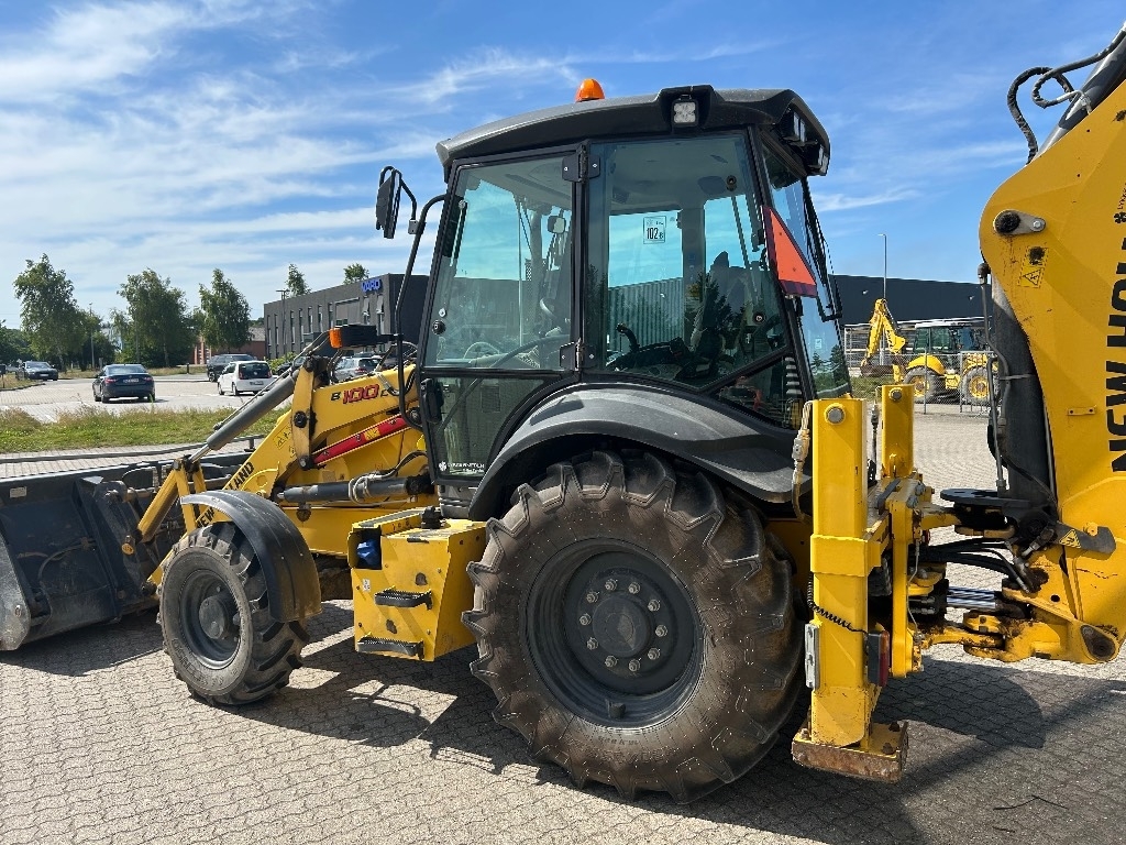 New Holland B 100 C