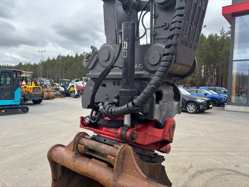 volvo-ec-300-d-uusi-alakerta-3,7b82d4c2