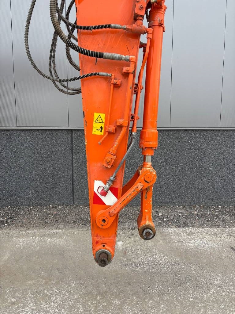 Hitachi ZX 140 W-5B