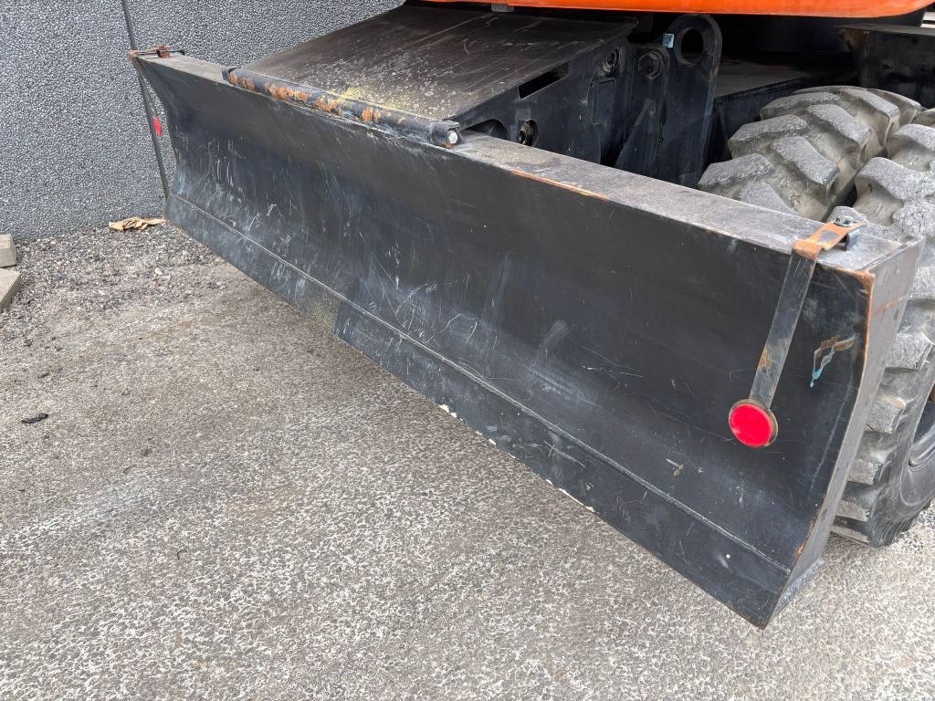 Hitachi ZX 140 W-5B