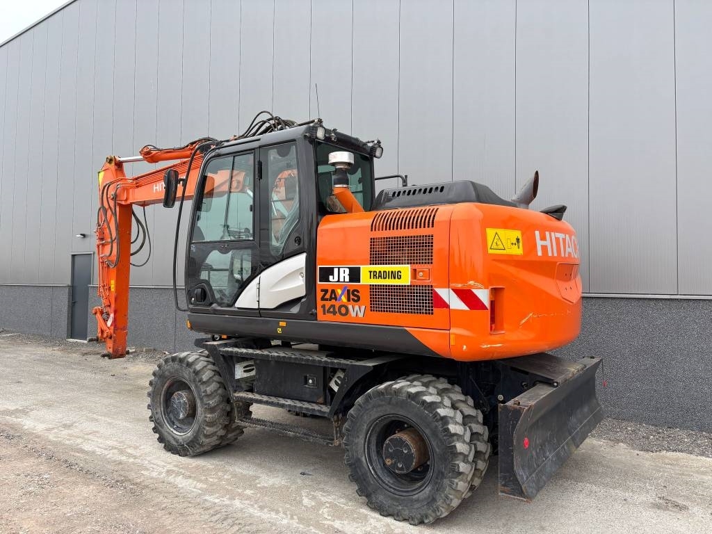 Hitachi ZX 140 W-5B