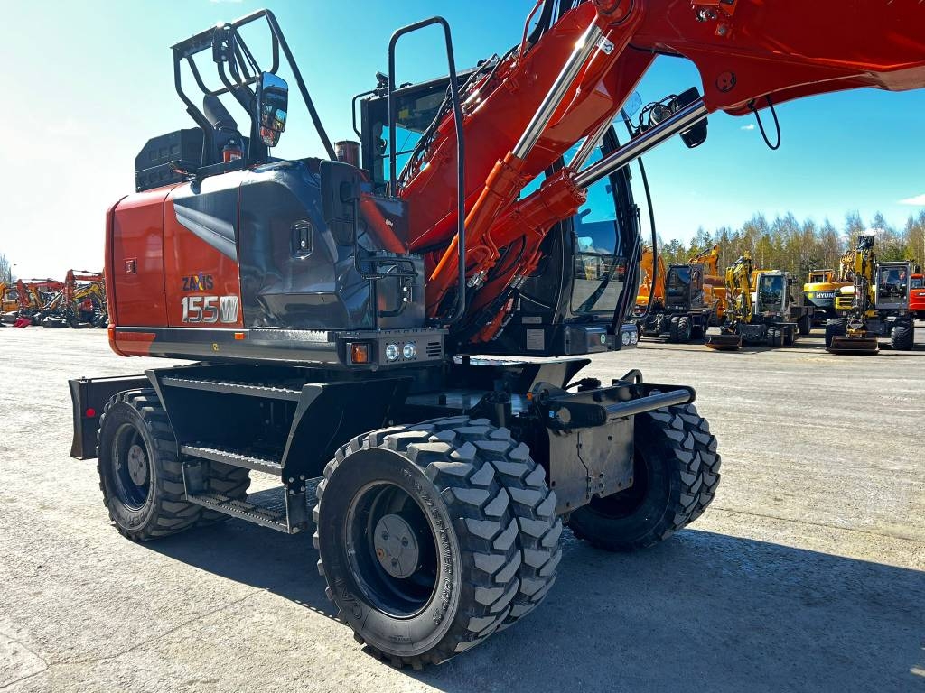 hitachi-zx-155-w-7-hieno-kone,8235ad3a
