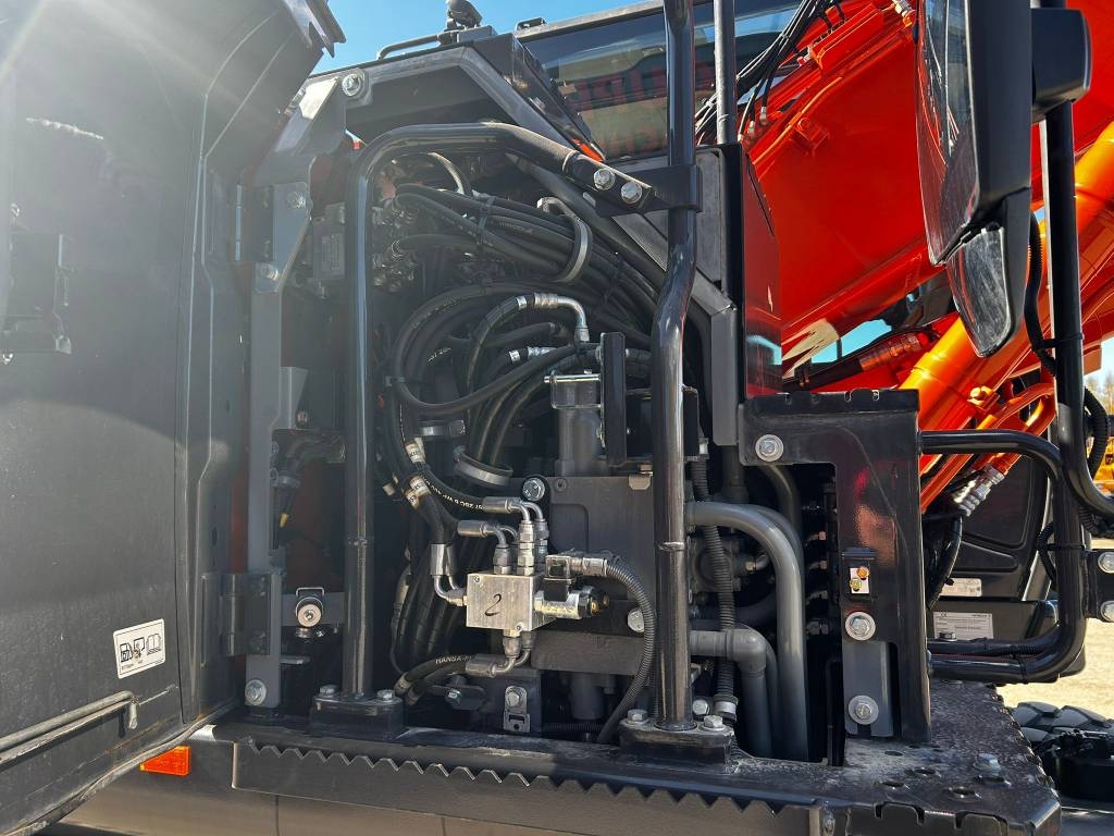hitachi-zx-155-w-7-hieno-kone,9a1bc59b