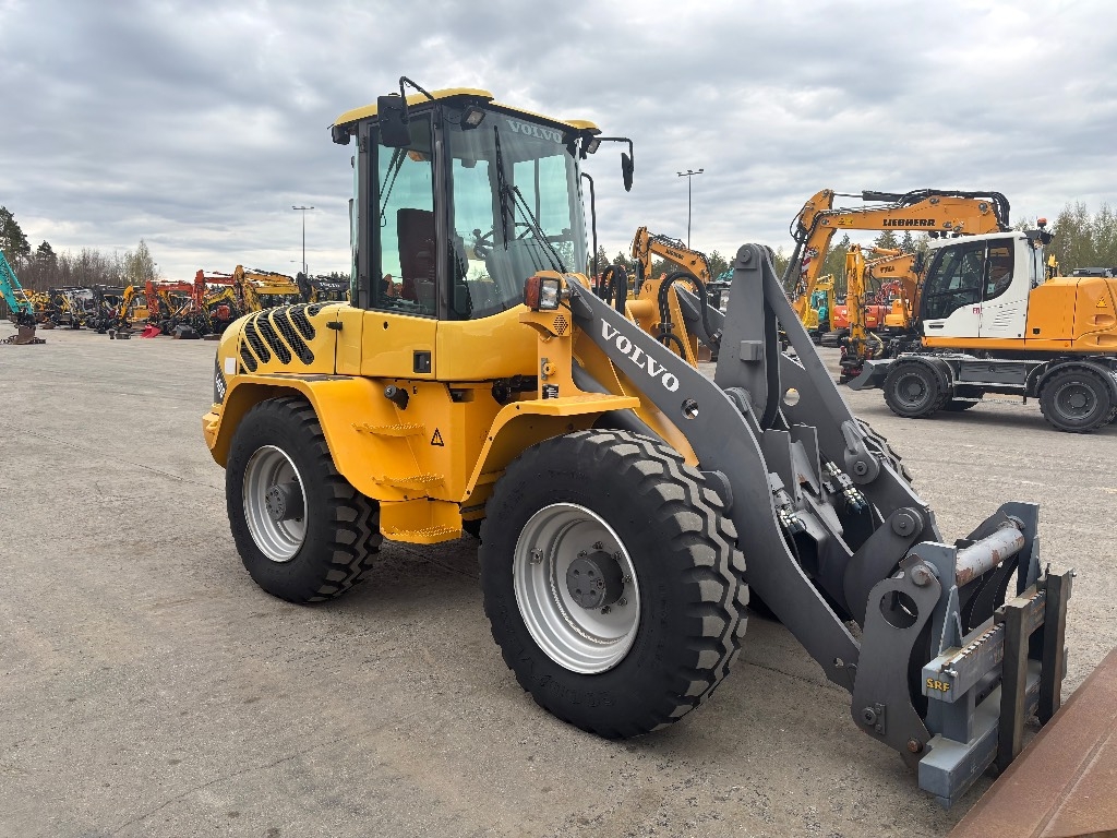volvo-l-40-b-tps-katso-tunnit,79c258de
