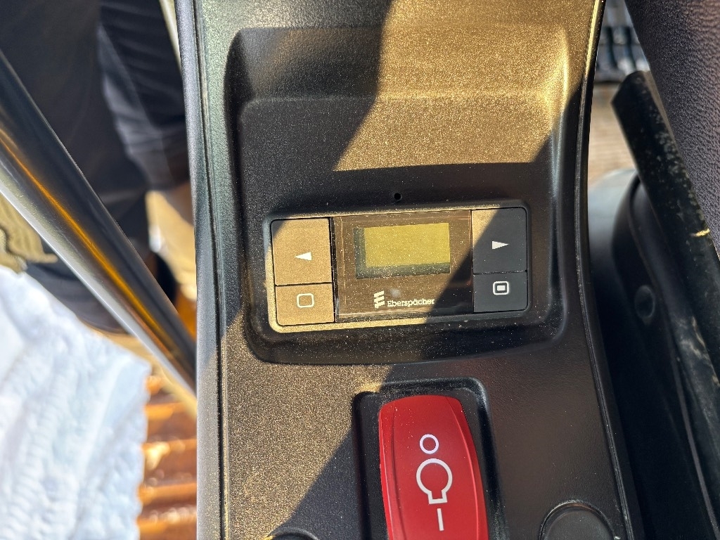 jcb-js-160-lc-uudet-ketjut-pyo,673dcee1