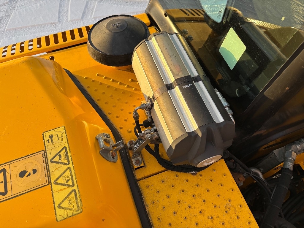 jcb-js-160-lc-uudet-ketjut-pyo,a9059ab3