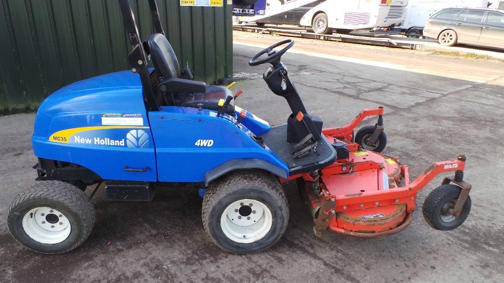 New Holland MC 35 c/w Weidenmann FXL cutting deck Riding mowers
