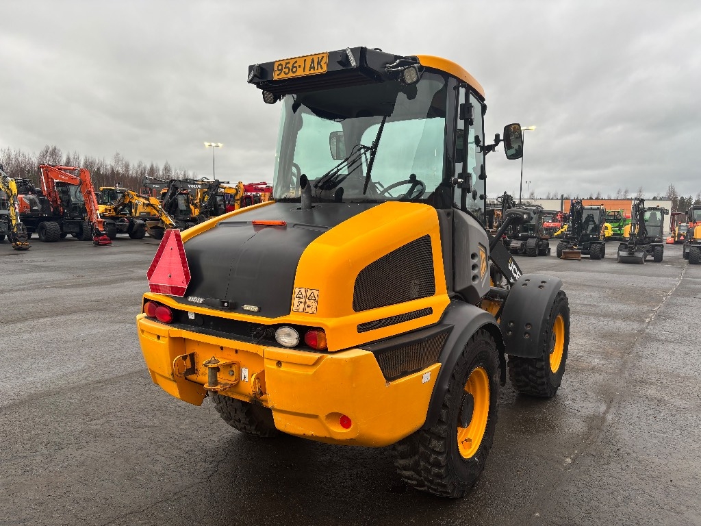 jcb-409-paljon-hyd-rasvari-ebe,5a28232b