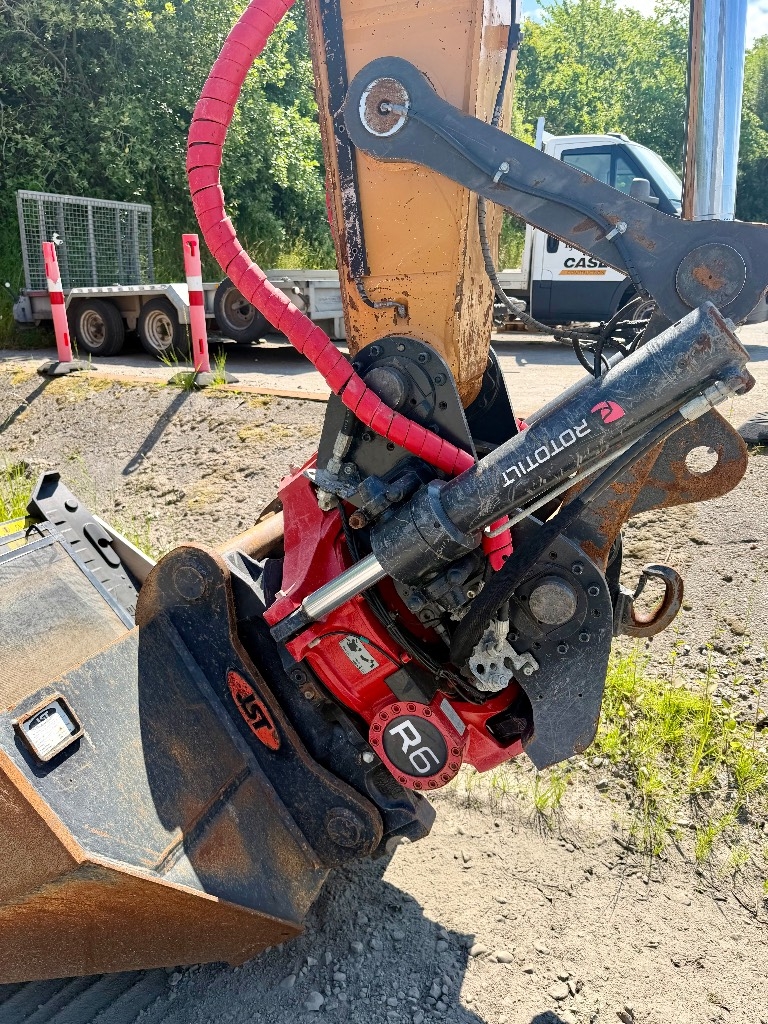 CASE CX 210 D