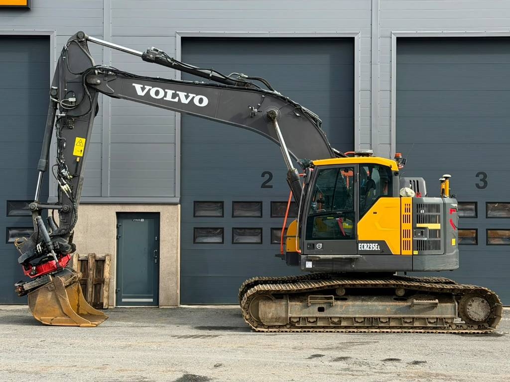 Volvo ECR 235 EL / Novatron 3D / Rasvari / PA-Lämmitin /