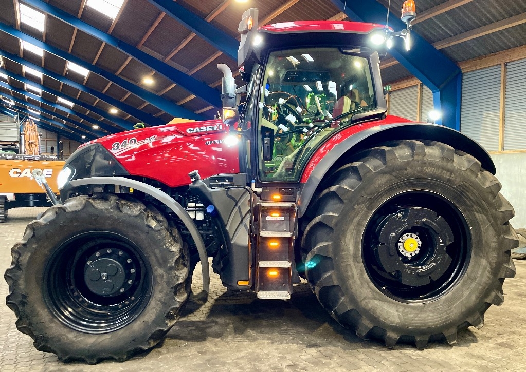 Case IH Optum 340 CVX