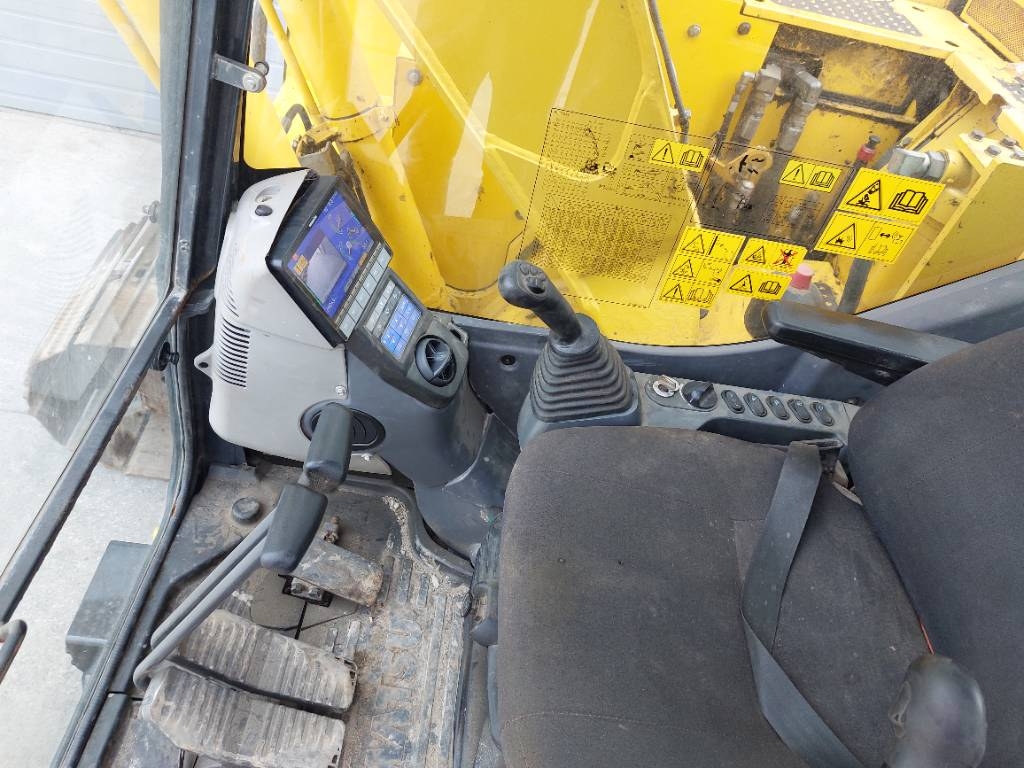 Komatsu PC138US-11
