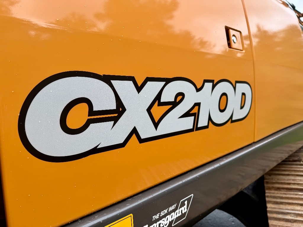 CASE CX 210 D