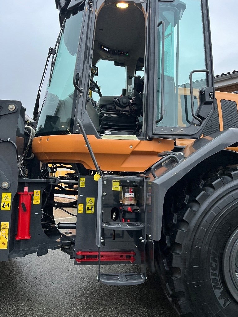 CASE 821 G XR
