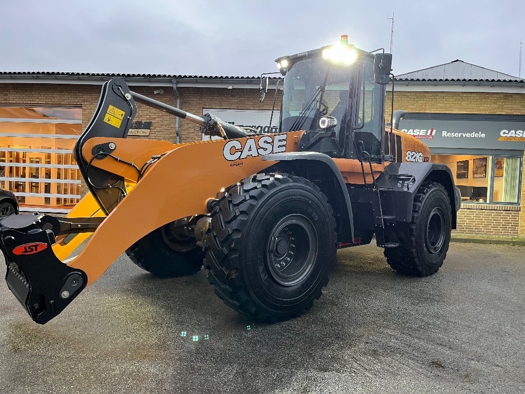 CASE 821 G XR