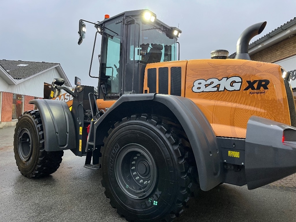 CASE 821 G XR
