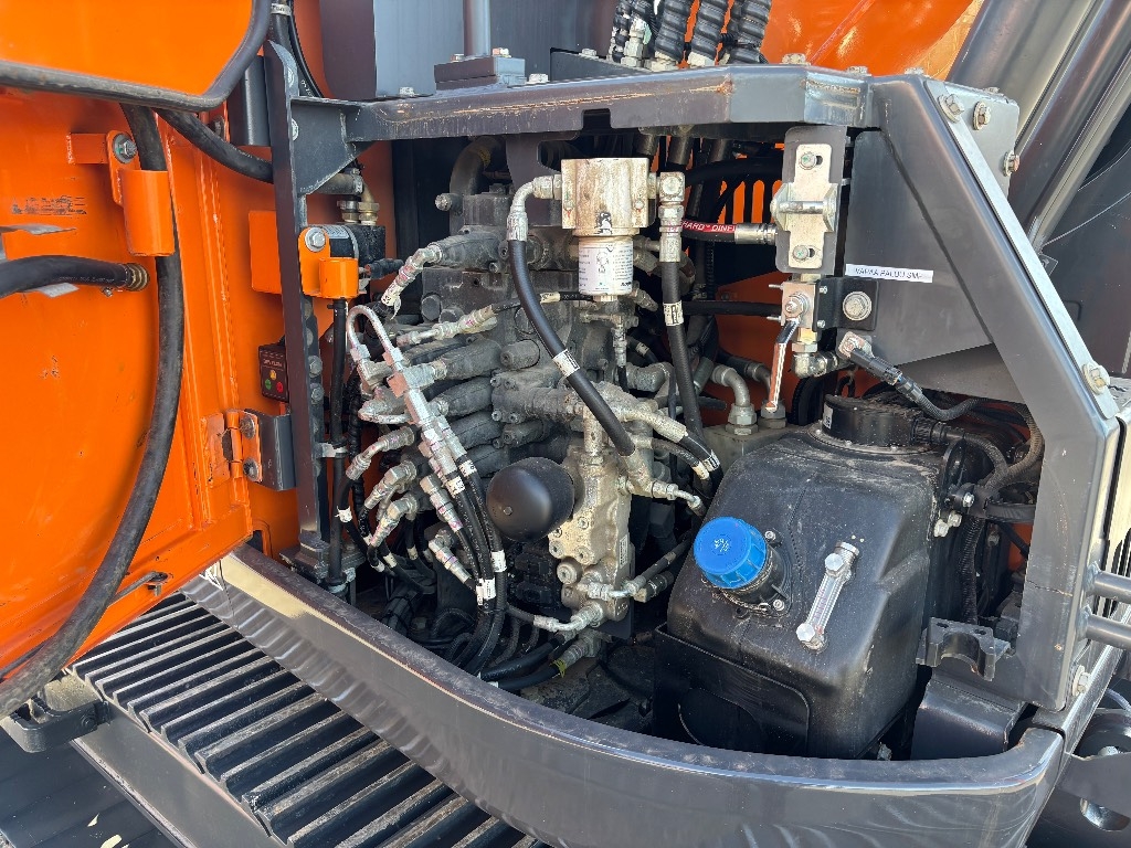 doosan-dx-140-lcr-7-pyorittaja,a5ee18f5