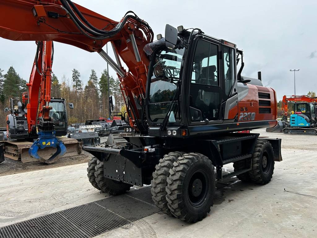 hitachi-zx-220-w-7-rasvari-sta,60459c13