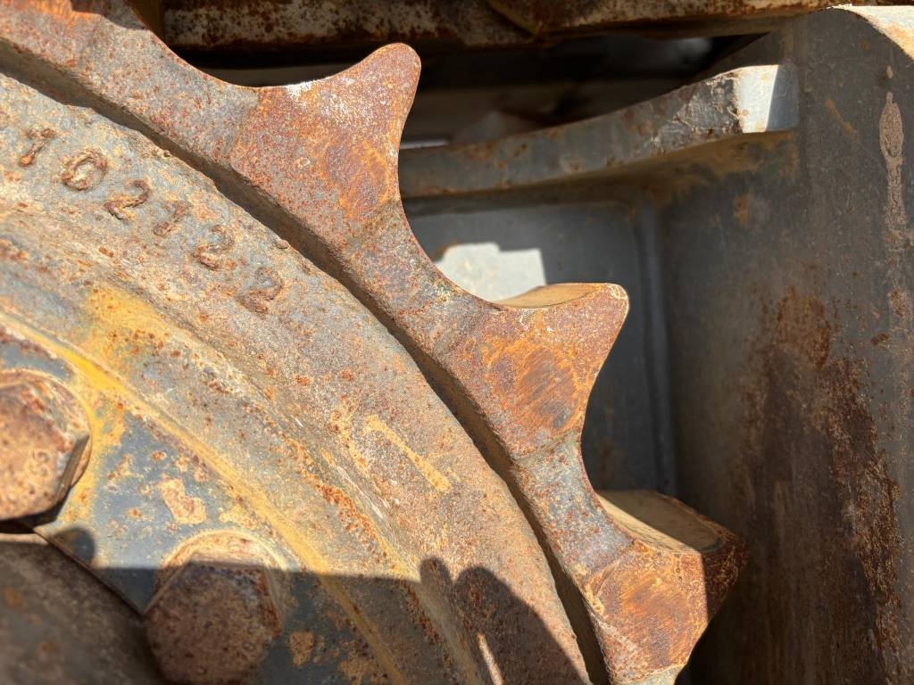 2021 Liebherr R 945-46556440