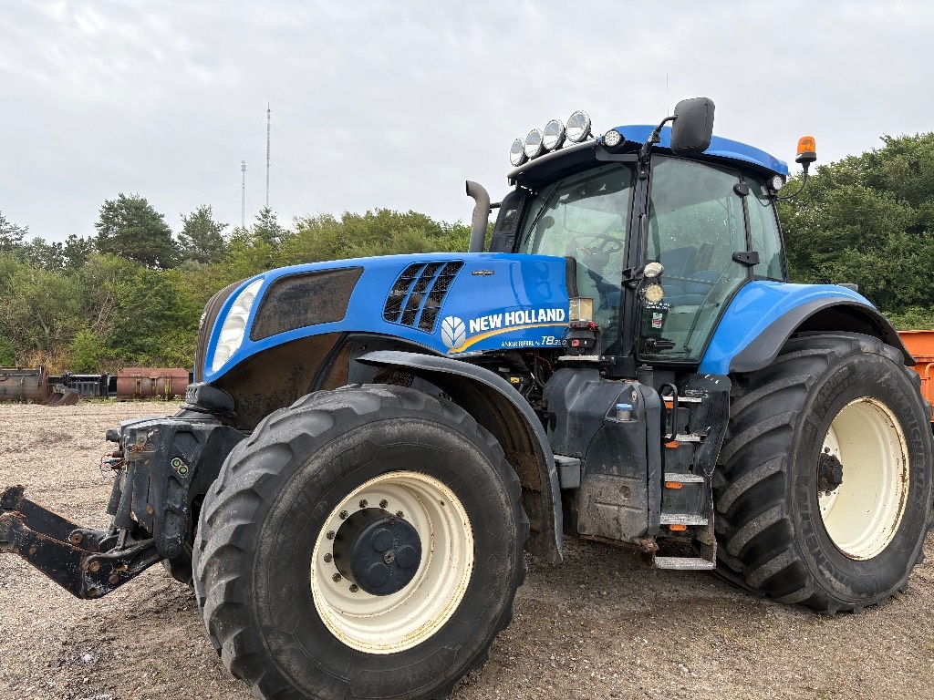 New Holland T8.390 AC