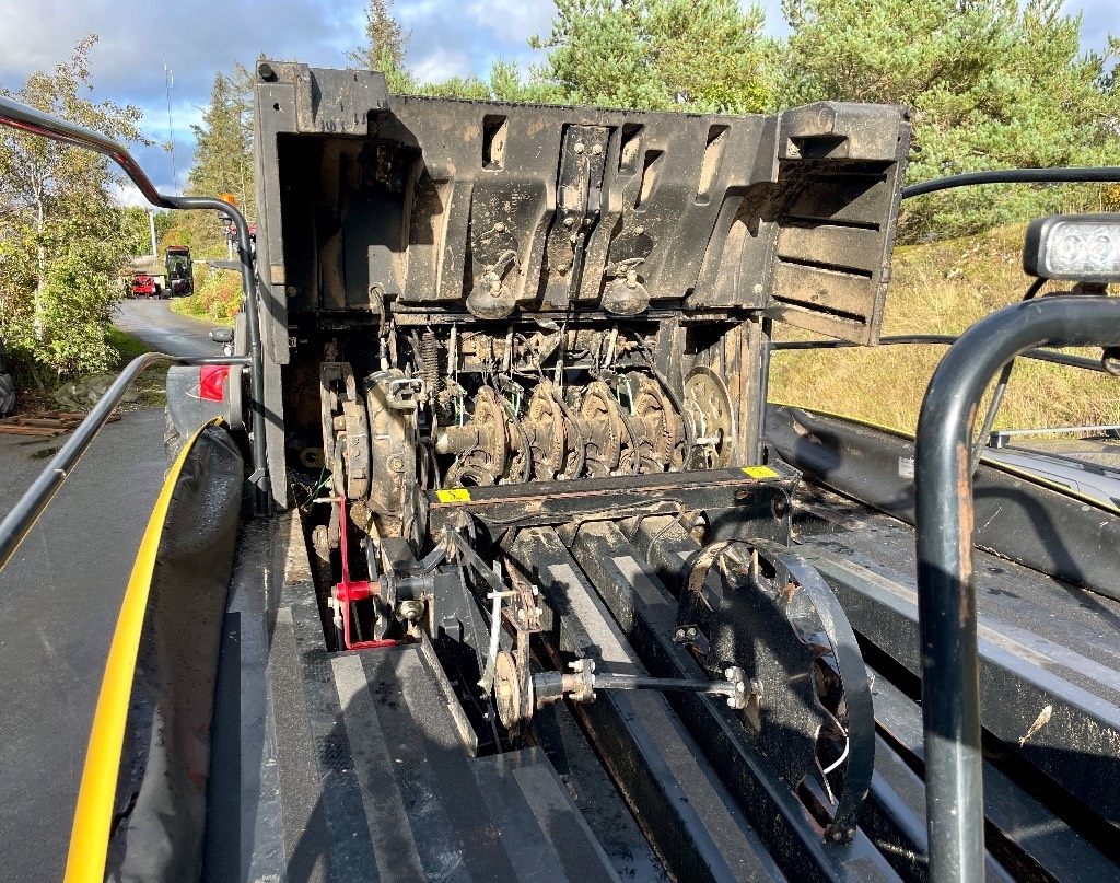 New Holland BB 890 RC