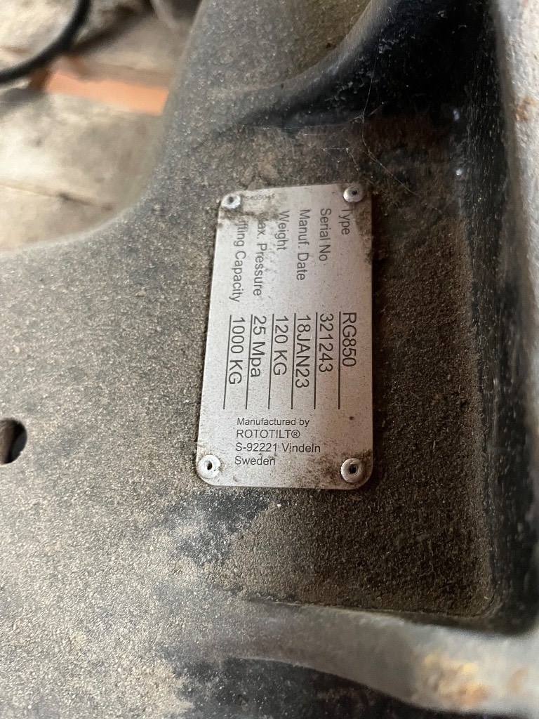 Rototilt R850