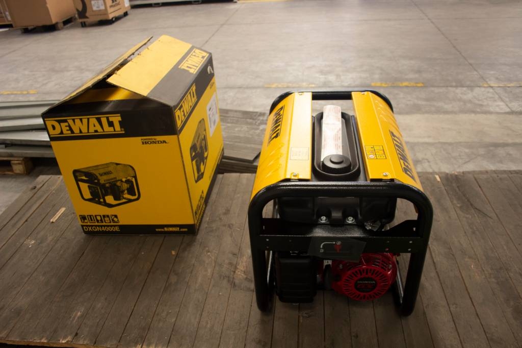 DeWalt DXGN4000E Petrol Generators Construction Generac Mobile