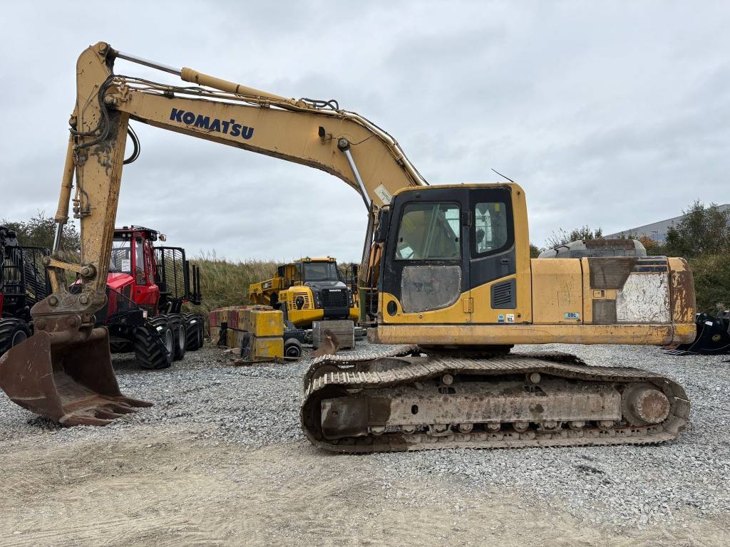 Komatsu PC210LC-8
