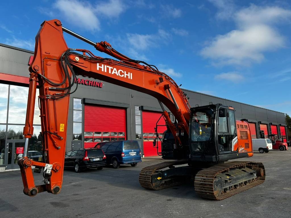 Hitachi ZX 225 US R LC-7 - Crawler excavators | Rinta-Jouppi Machine