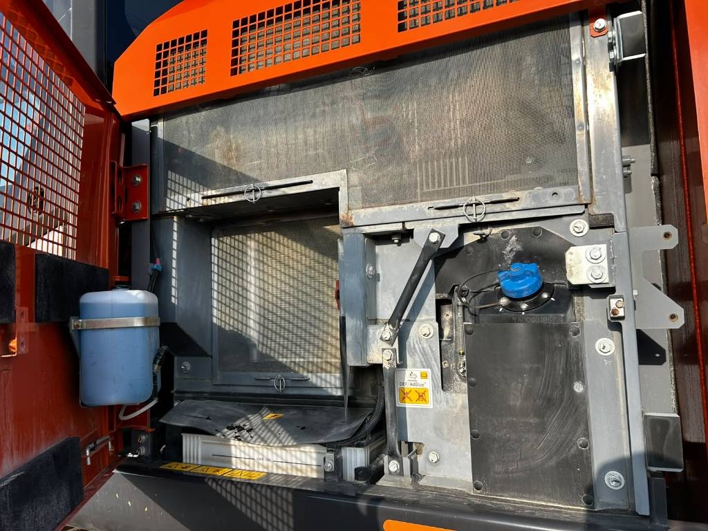 hitachi-zx-225-us-r-lc-7-stage,c94074bf