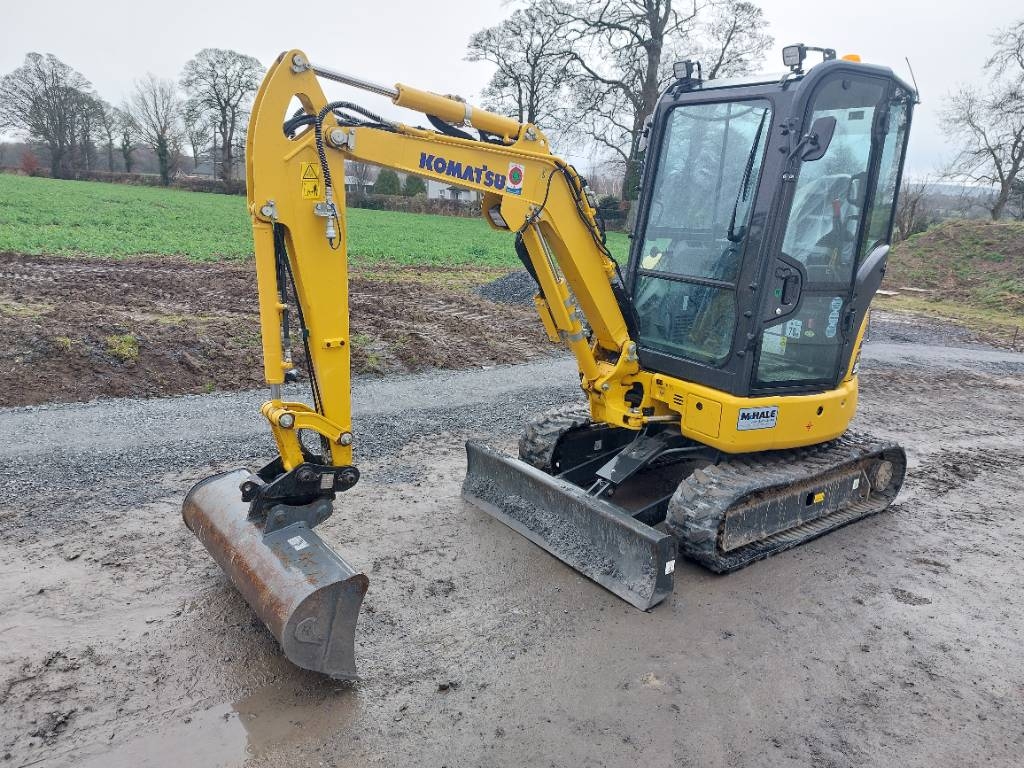 Komatsu PC26MR-5 - Mini excavators - Construction Equipment ...