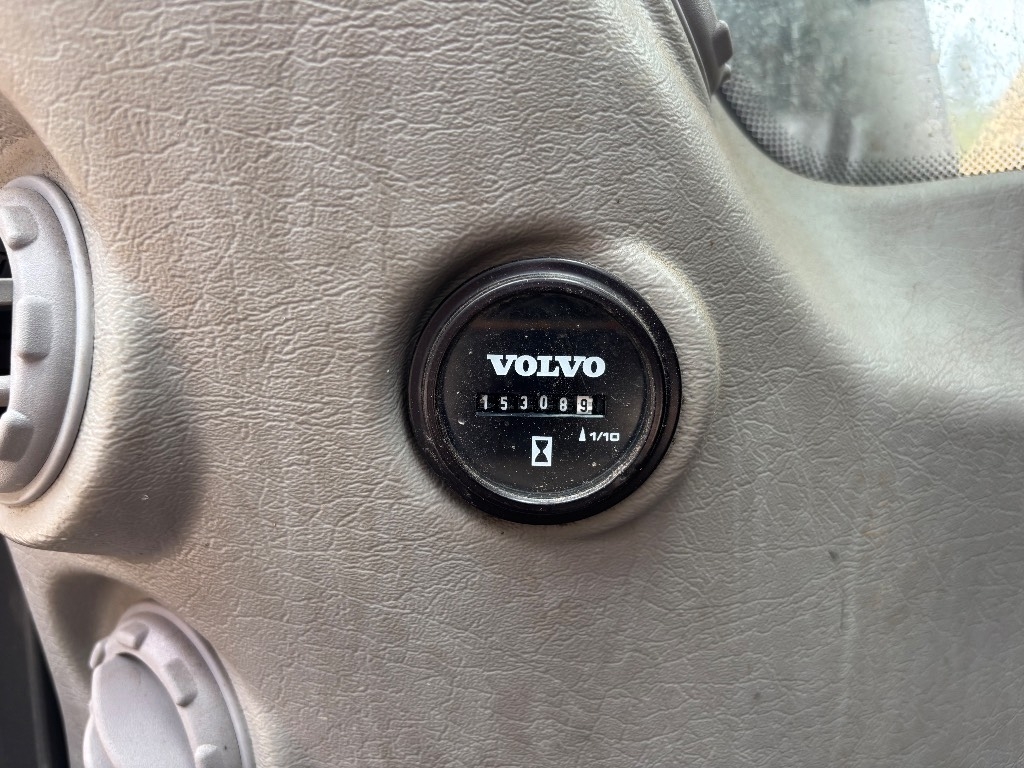 volvo-ec-180-d-1000mm-laput-py,8edb392f