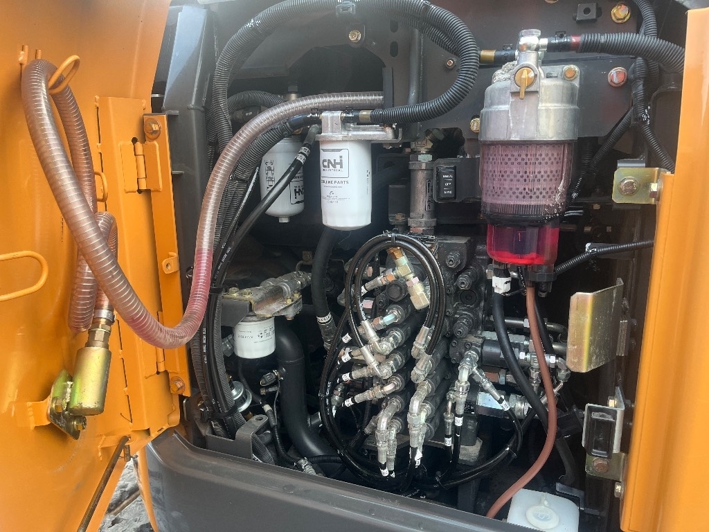 case-cx-85-d-engcon-paljon-tyo,12a8f9fa