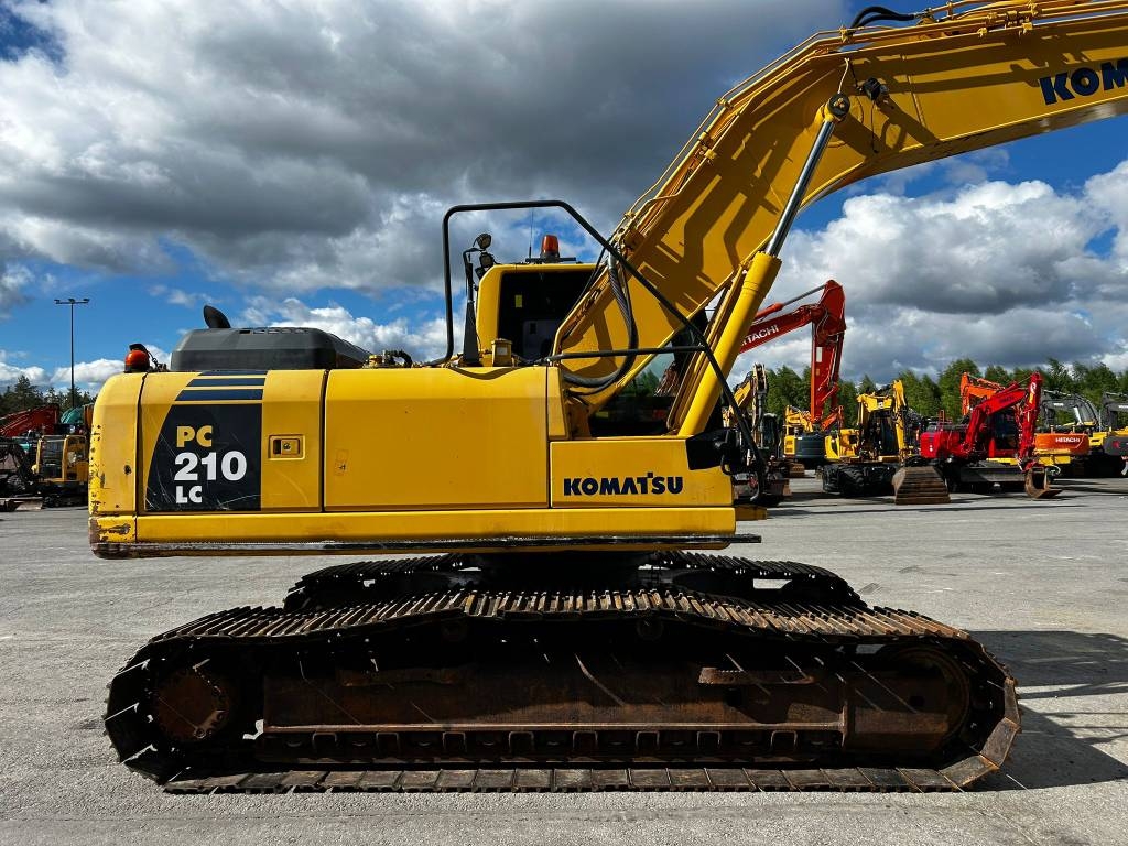 komatsu-pc-210lc-8-kallistuva,4d84ee50