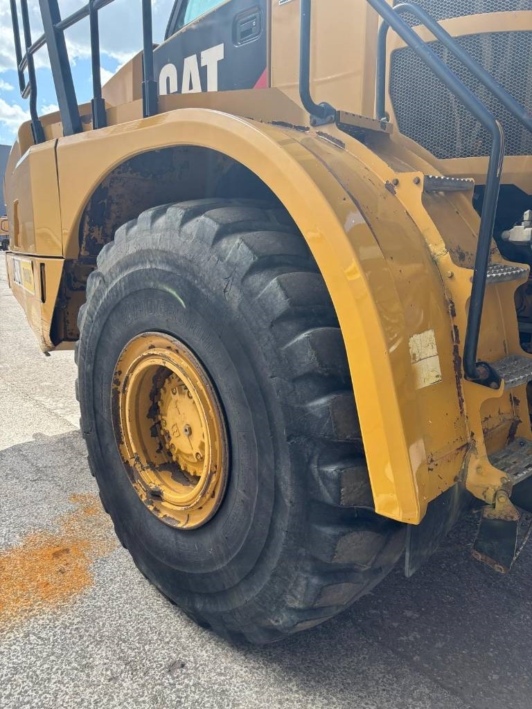 CAT 745 C (CE /Low Hours)