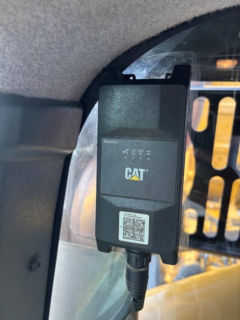 CAT 745 C (CE /Low Hours)