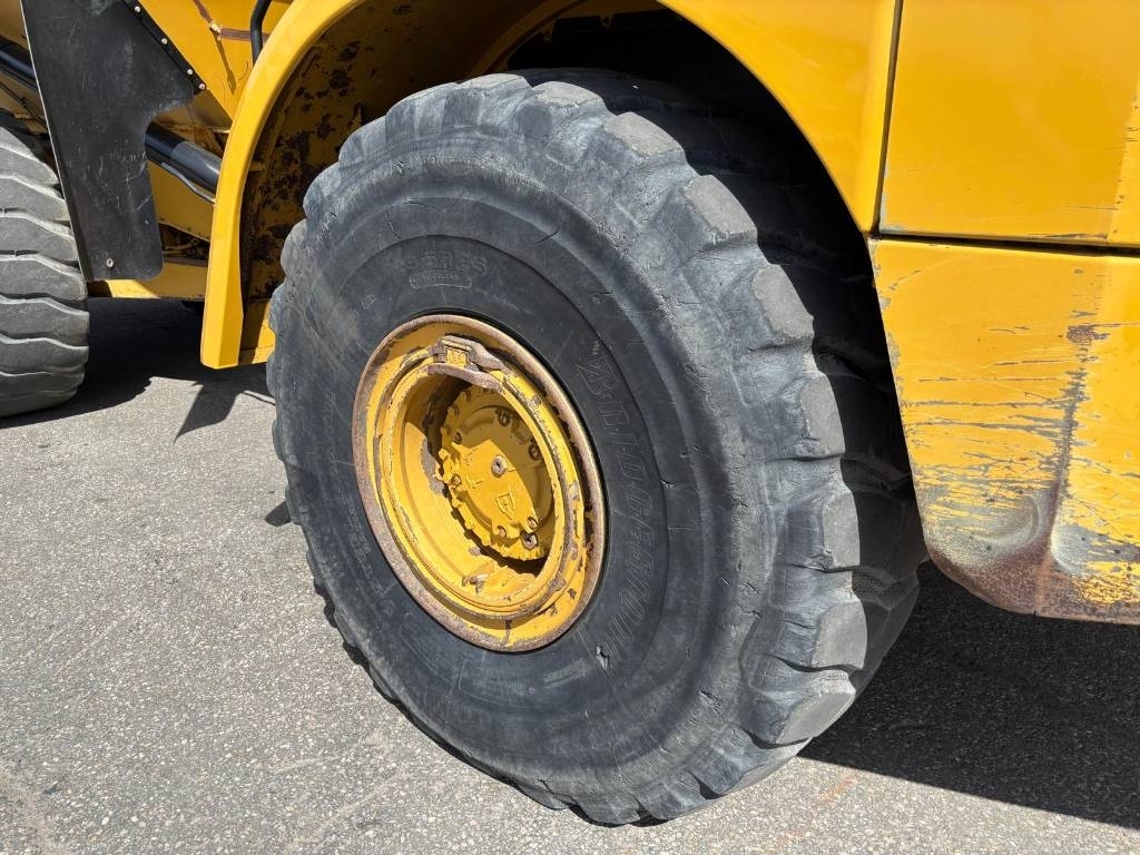 CAT 745 C (CE /Low Hours)