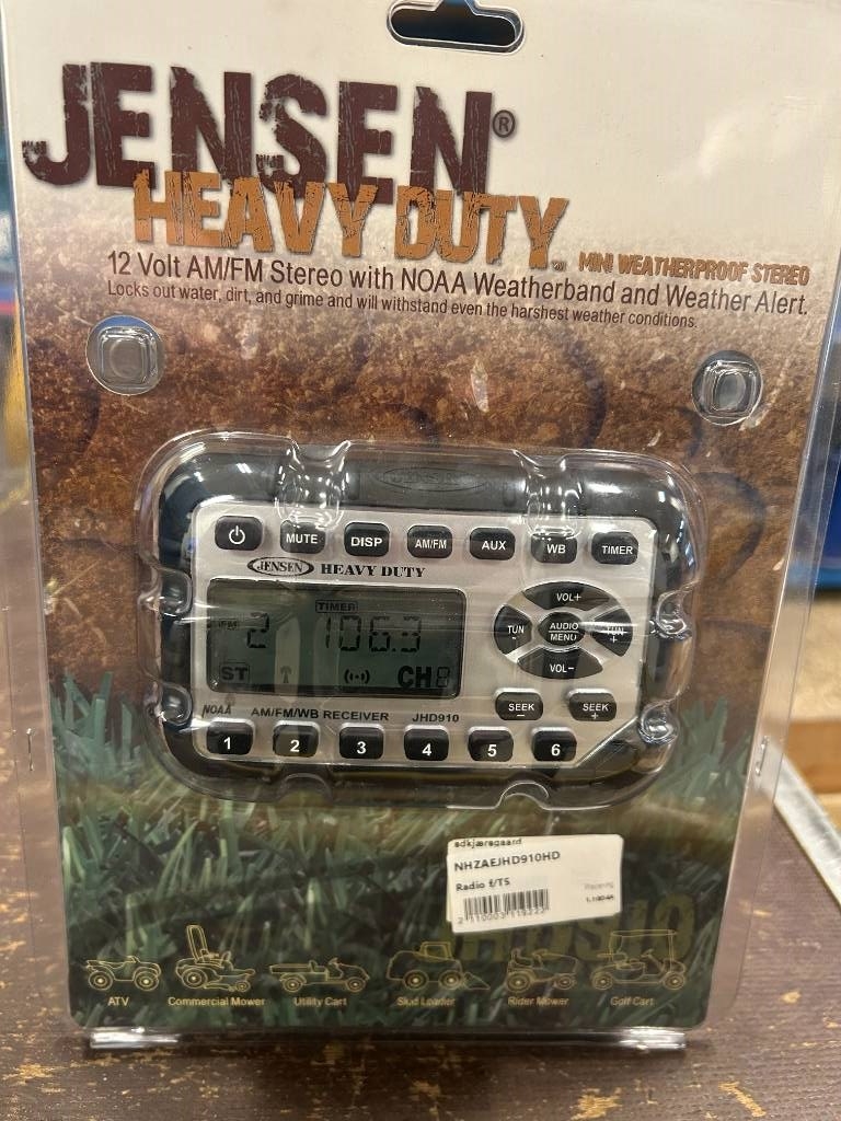 CNH Jensen JHD910 Radio