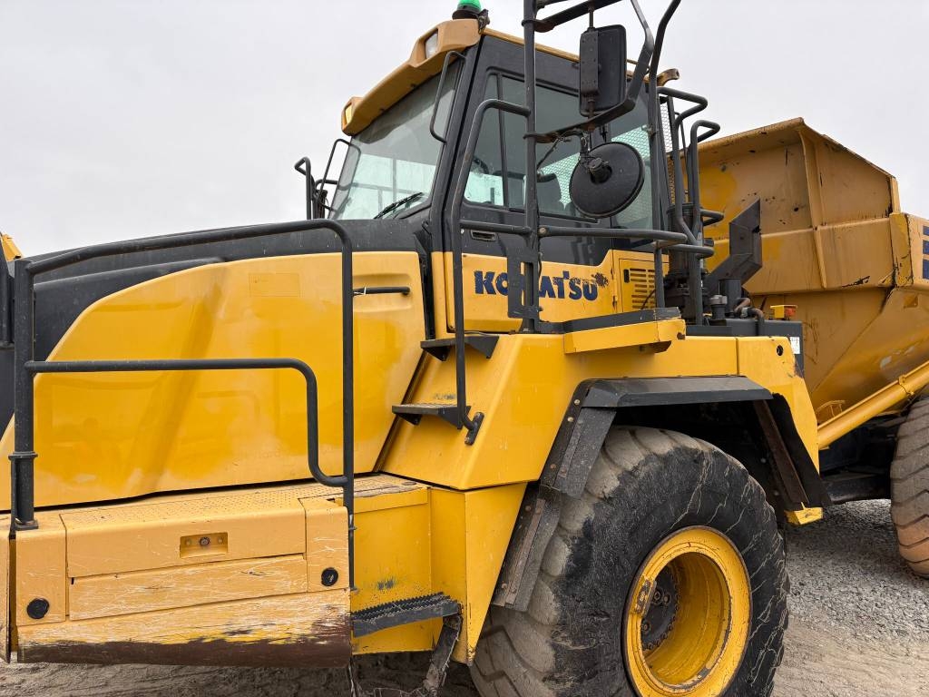 Komatsu HM300-3