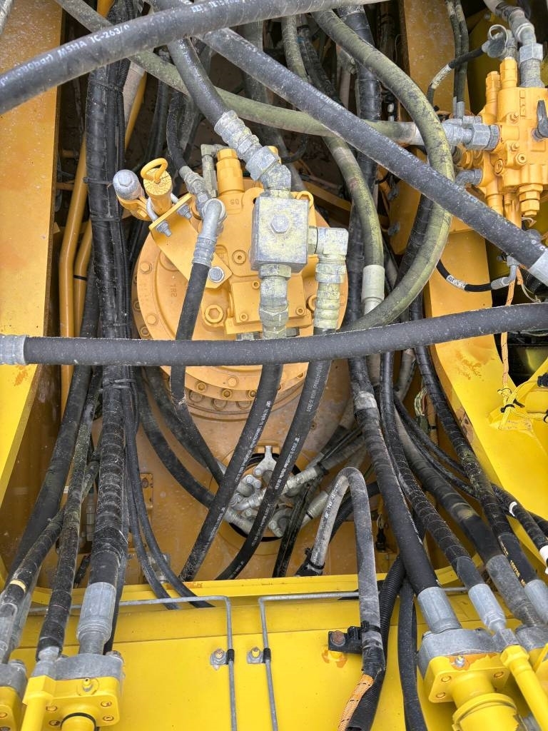 CAT 336 (New Undercarriage)