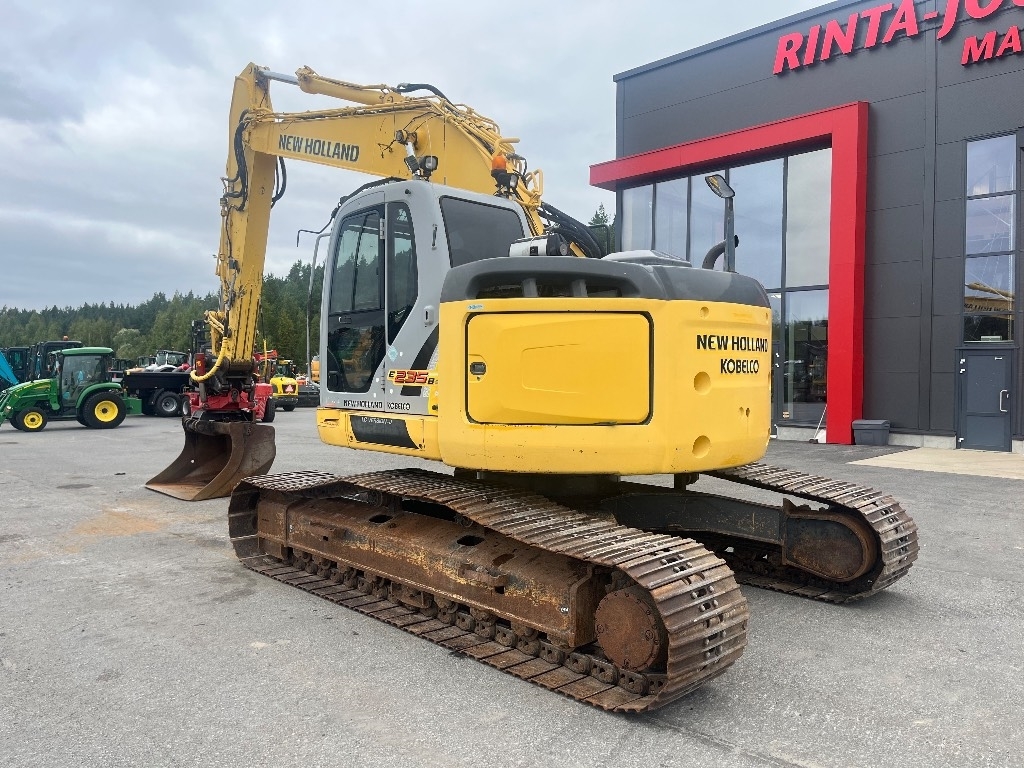 new-holland-e-235-b-sr-pyoritt,0ef46779