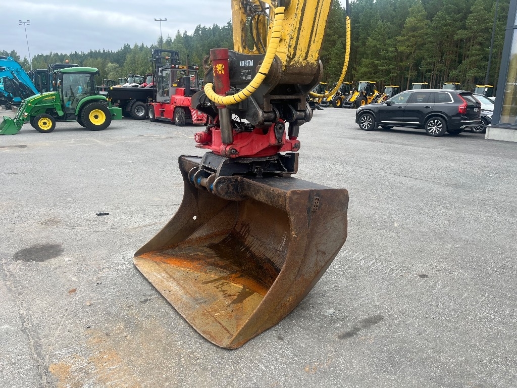 new-holland-e-235-b-sr-pyoritt,b289d5d0