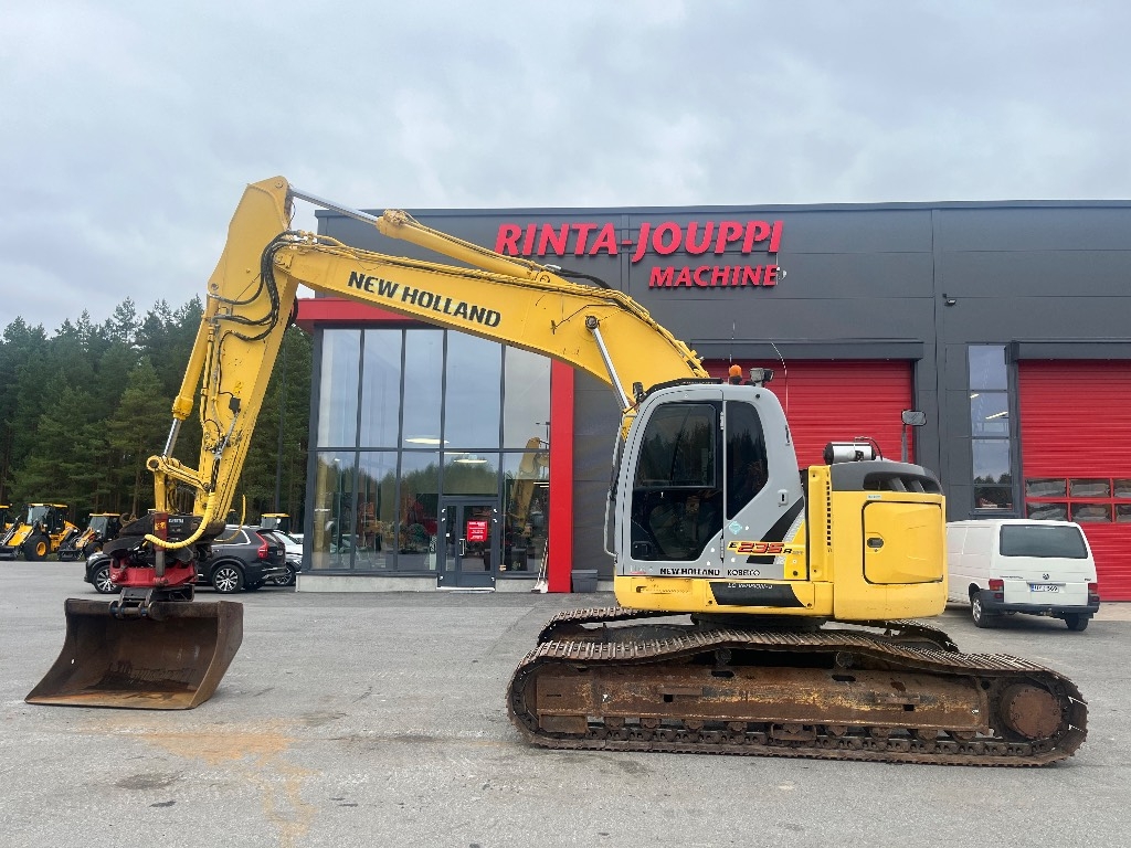 new-holland-e-235-b-sr-pyoritt,bef7c01c